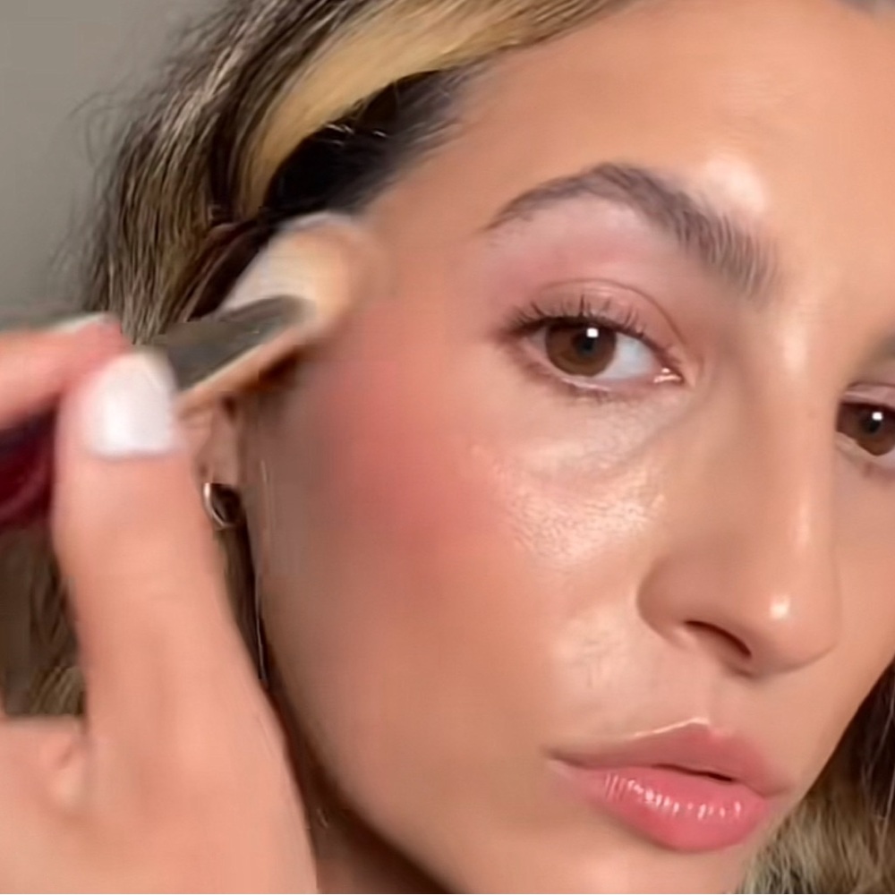 NEW✅Fenty Riri - Picture 2 of 4